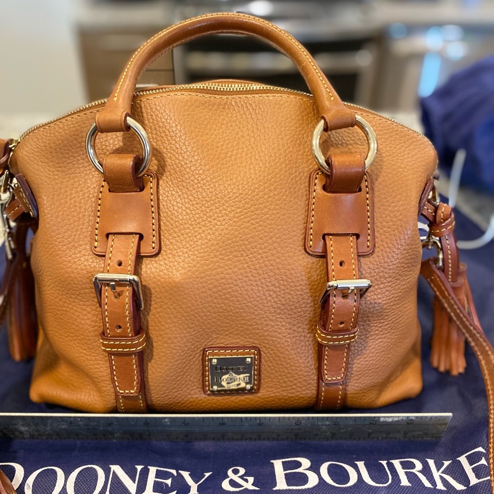 New Dooney and Bourke Camel color bag